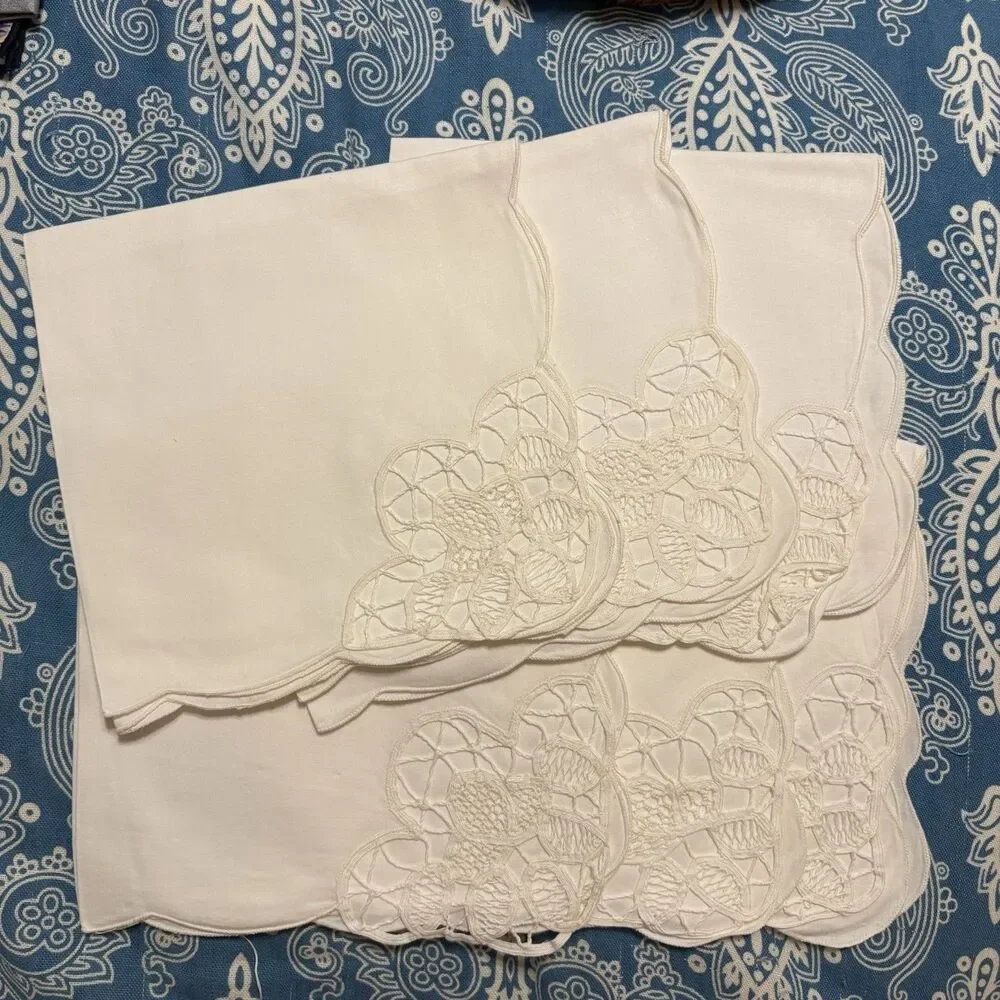 Vintage Napkins Embroidered Battenburg Lace Set of 6 Scalloped Edge 15x15